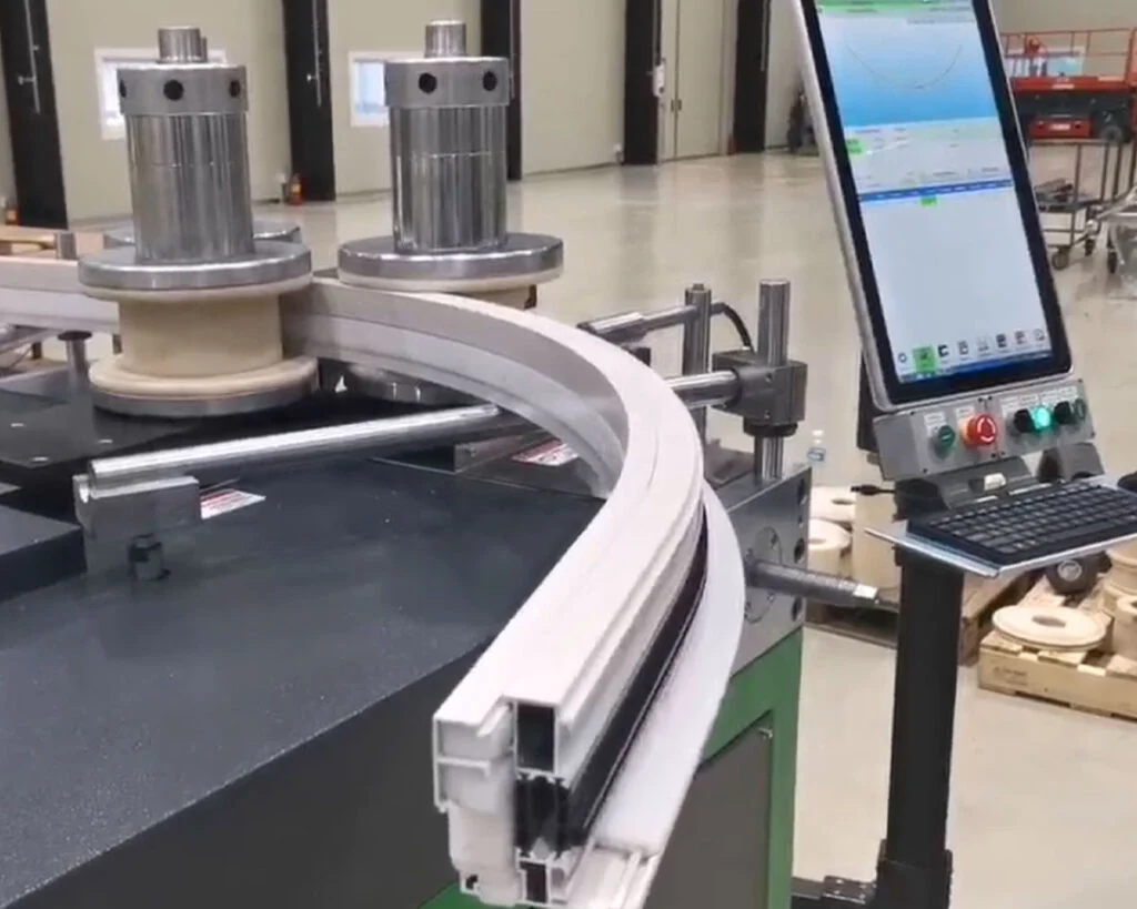 Horizontal-Types-of-Aluminum-Bending-Machine-1024x819